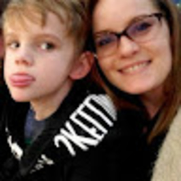 Meet your Posher, Kalyn - Picture 1 of 1